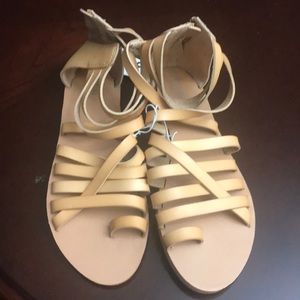 NEW Mossimo “Jessie” Sandals